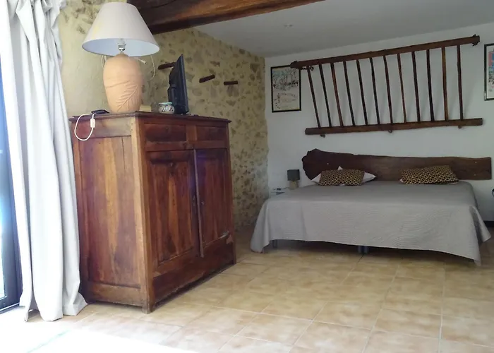 Au Moulie Blousson-Serian